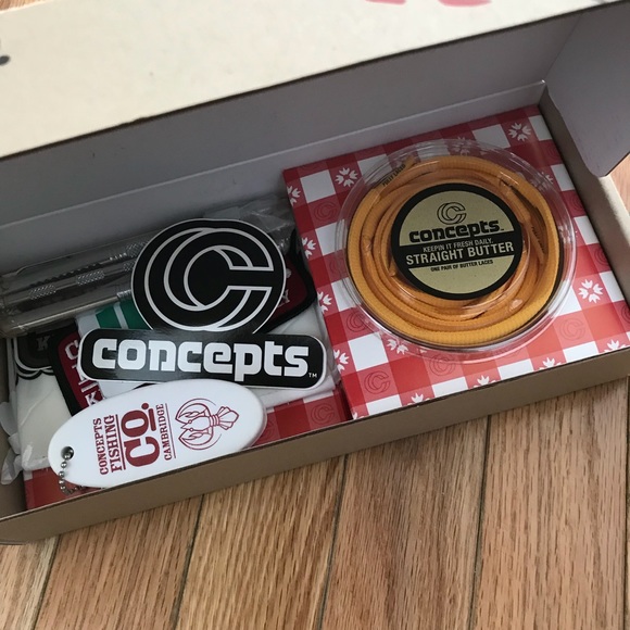 Dunk Low Prem SB Concepts Pack Red Lobster Dunks - Picture 5 of 7